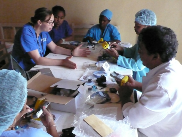 The Ambatondrazaka Anaesthesia Team get hands on with the new pulse-oximeters